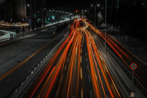Light Trails 4K Wallpaper · city · 3840×2560