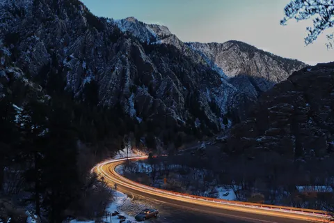 Light Trails 4K Wallpaper · city · 3840×2560