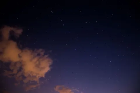 繁星夜空 4K壁纸 · space · 3840×2560
