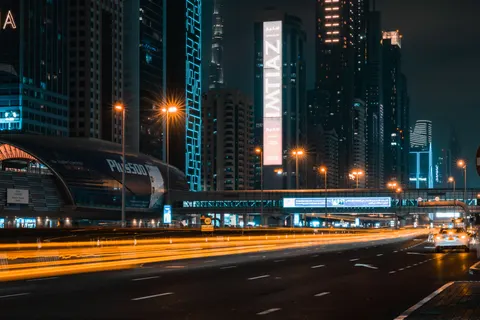 Light Trails 4K Wallpaper · city · 3840×2560