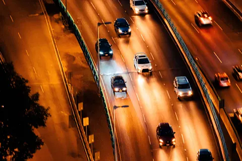 Light Trails 4K Wallpaper · city · 3840×2560