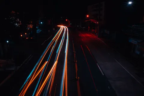 Light Trails 4K Wallpaper · city · 3840×2560