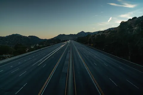 Light Trails 4K Wallpaper · city · 3840×2561