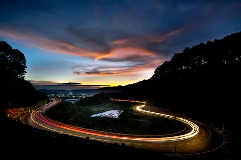 Light Trails 4K Wallpaper · city · 3840×2560