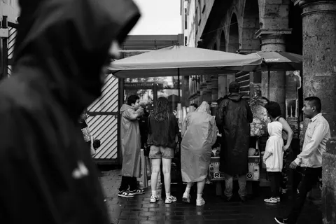 Rainy Street 4K Wallpaper · city · 3840×2560