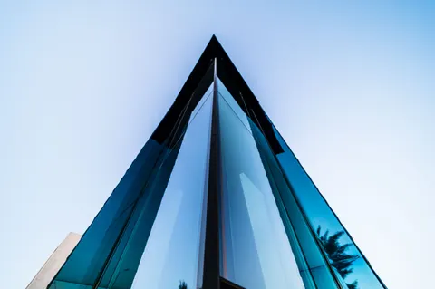 Glass Tower 4K Wallpaper · architecture · 3840×2555