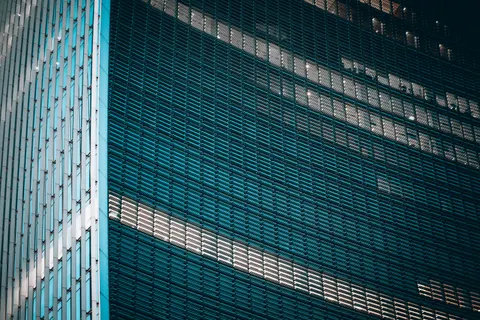 Glass Tower 4K Wallpaper · architecture · 3840×2560