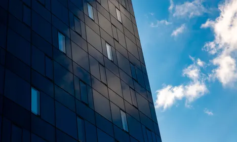 Glass Tower 4K Wallpaper · architecture · 3840×2309