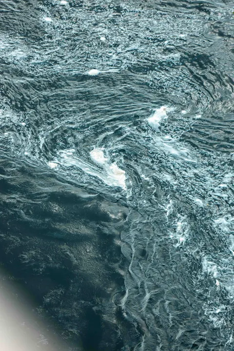 Liquid Swirl Phone Wallpaper · marble · 1440×2160