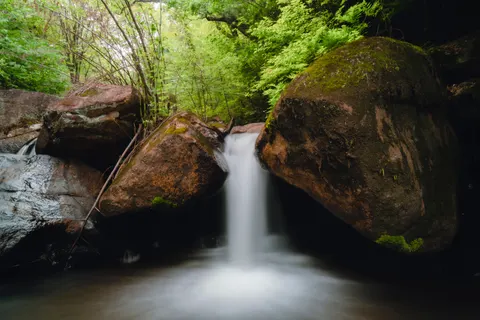 Waterfall 4K Wallpaper · nature · 3840×2563
