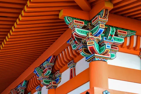 Japanese Pagoda 4K Wallpaper · architecture · 3840×2560