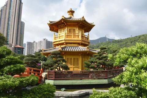 Japanese Pagoda 4K Wallpaper · architecture · 3840×2560