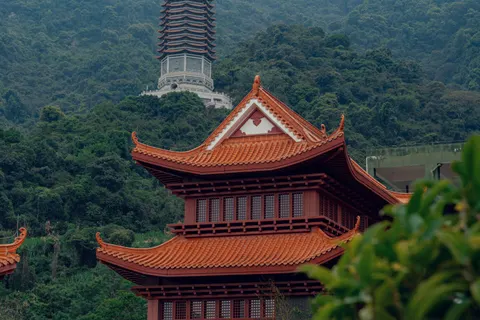 Japanese Pagoda 4K Wallpaper · architecture · 3840×2560