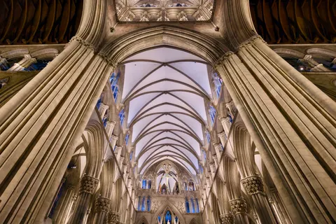 Cathedral 4K Wallpaper · architecture · 3840×2562