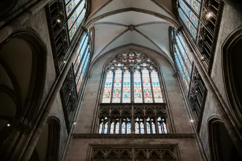Cathedral 4K Wallpaper · architecture · 3840×2560