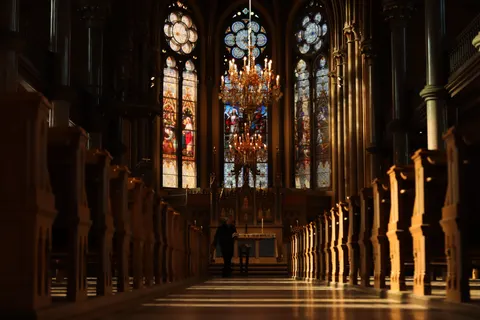 Cathedral 4K Wallpaper · architecture · 3840×2560