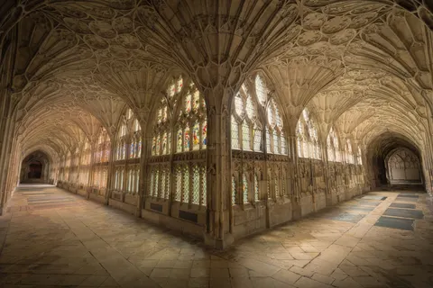 Cathedral 4K Wallpaper · architecture · 3840×2560