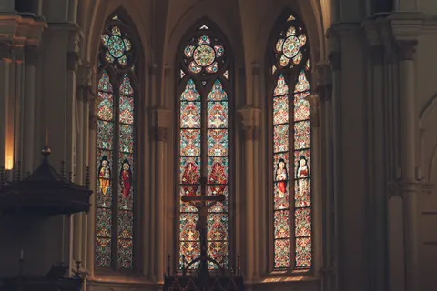 Cathedral 4K Wallpaper · architecture · 3840×2560