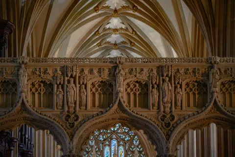 Cathedral 4K Wallpaper · architecture · 3840×2563
