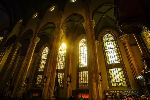 Cathedral 4K Wallpaper · architecture · 3840×2560