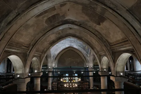 Grand Library 4K Wallpaper · architecture · 3840×2560