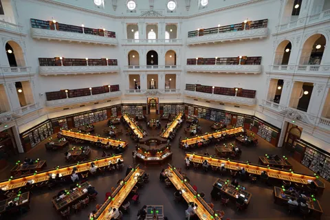 Grand Library 4K Wallpaper · architecture · 3840×2560