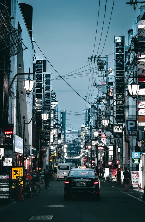 Japan Street Art Phone Wallpaper · anime · 1440×2194