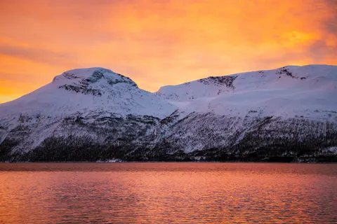 Noorse fjord 4K-achtergrond · nature · 3840×2560