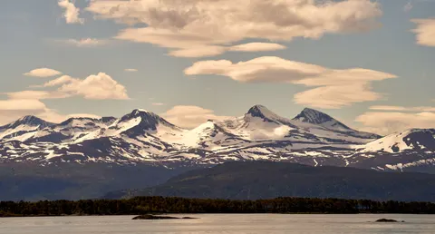 Norveç Fiyordu 4K Duvar Kağıdı · nature · 3840×2067