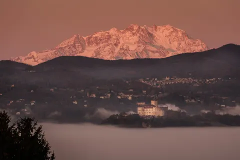 Sfondo Valle nella foschia 4K · nature · 3840×2560