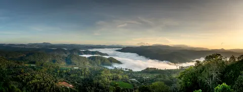 霧の谷 4K壁紙 · nature · 3840×1468
