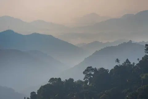 Misty Valley 4K Wallpaper · nature · 3840×2560