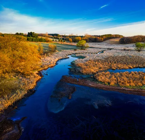 Sonbahar Nehri 4K Duvar Kağıdı · nature · 3840×3718