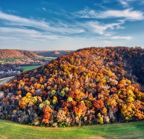 Fond d'écran Rivière d'automne 4K · nature · 3840×3711