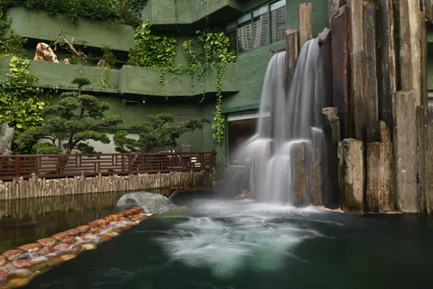 Hot Spring 4K Wallpaper · nature · 3840×2563