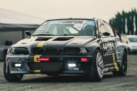 Tapeta Samochód sportowy 4K · cars · 3840×2560