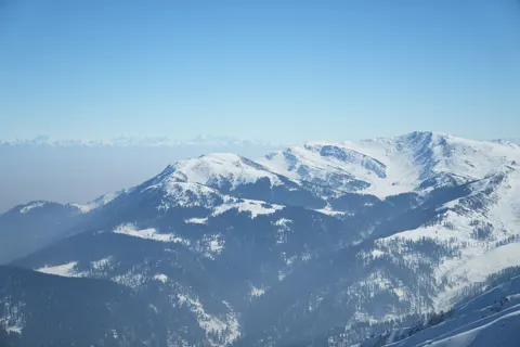 喜马拉雅山峰 4K壁纸 · mountains · 3840×2560