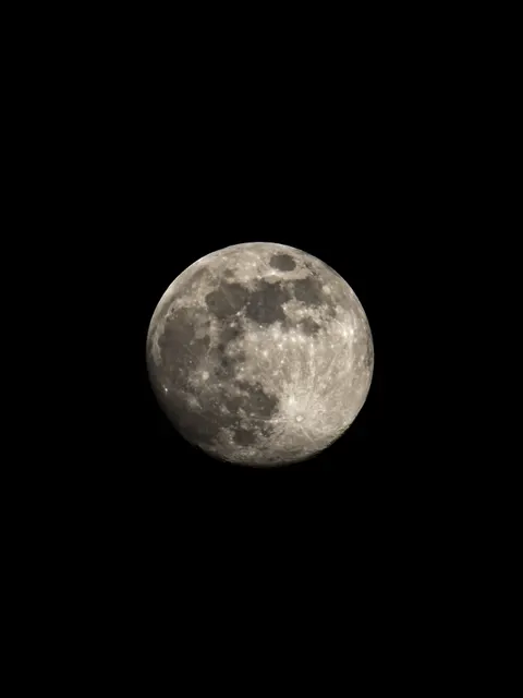 Full Moon Phone Wallpaper · moon · 1440×1920