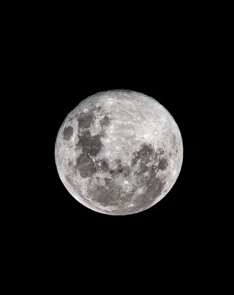 Full Moon Phone Wallpaper · moon · 1440×1816