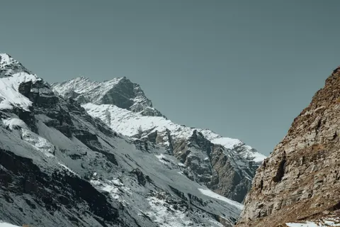 Himalayan Peaks 4K Wallpaper · mountains · 3840×2560