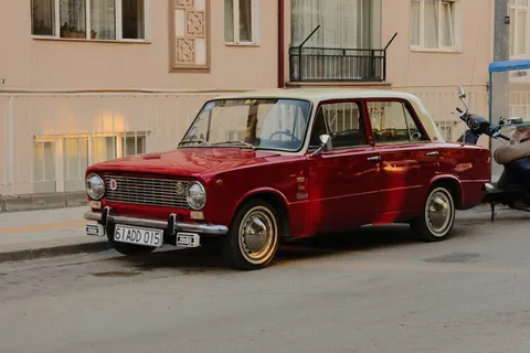 Classic Car 4K Wallpaper · cars · 3840×2560
