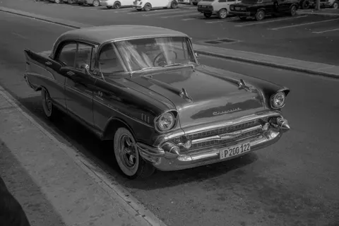 Classic Car 4K Wallpaper · cars · 3840×2560
