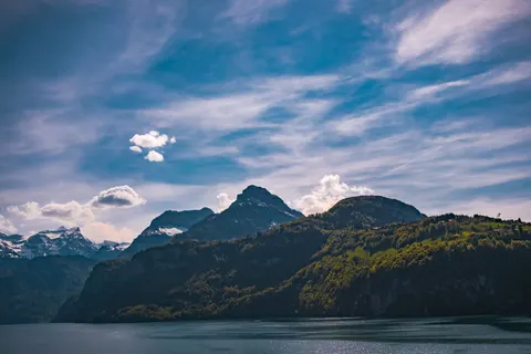 Zwitserse Alpen 4K-achtergrond · mountains · 3840×2560