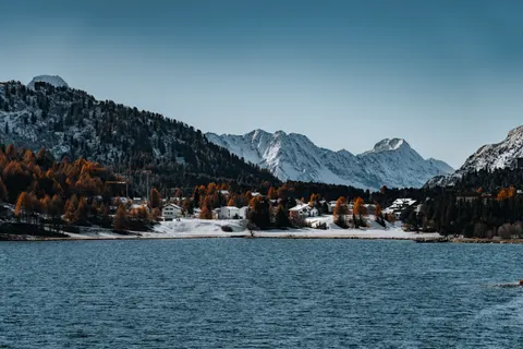 Hình nền Dãy Alps Thụy Sĩ 4K · mountains · 3840×2560