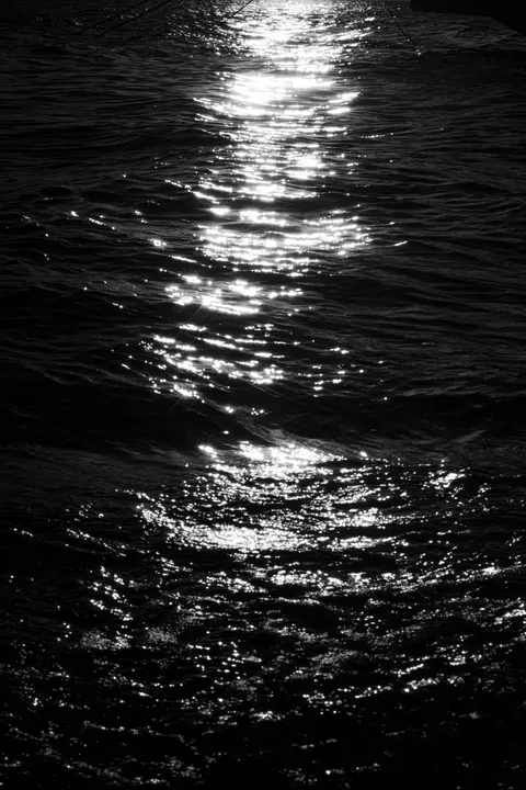 Moonlight Water Phone Wallpaper · moon · 1440×2160