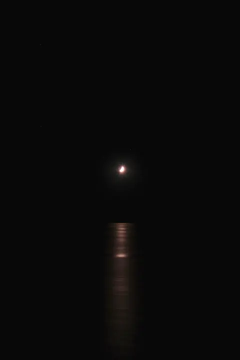 Moonlight Water Phone Wallpaper · moon · 1440×2160