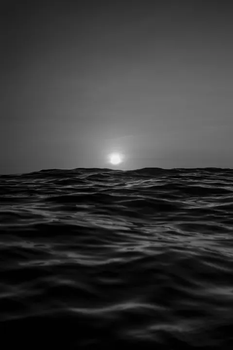 Moonlight Water Phone Wallpaper · moon · 1440×2160