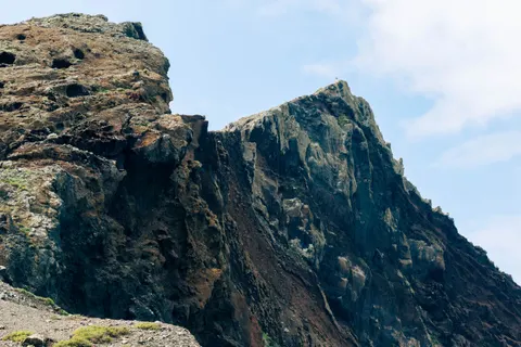 बादलों के ऊपर 4K वॉलपेपर · mountains · 3840×2560