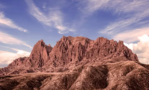 巴塔哥尼亚 4K壁纸 · mountains · 3840×2331