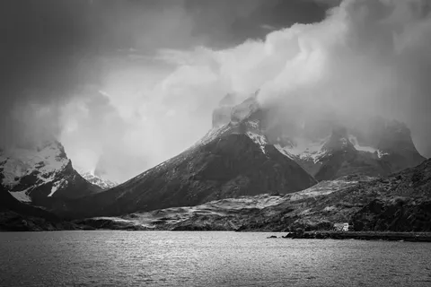 巴塔哥尼亞 4K桌布 · mountains · 3840×2560